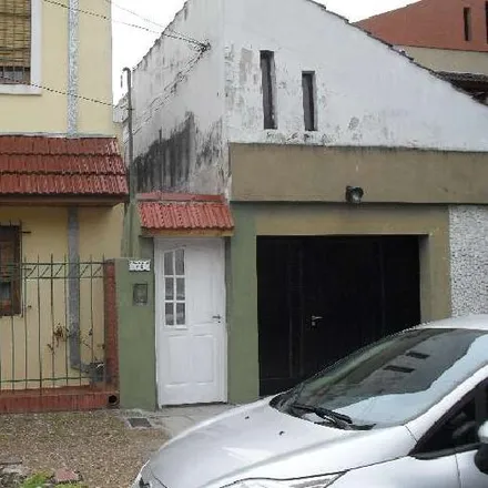 Buy this 3 bed apartment on Emilio Castro y Vélez Sarsfield in Gobernador Emilio Castro, Partido de Morón