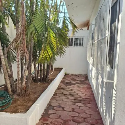 Rent this 3 bed house on Calle Hilario Malpica in Lomas de Costa Azul, 39300 Acapulco