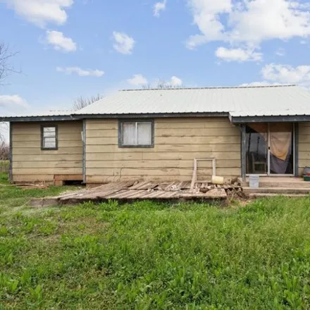 Image 2 - 534 West Dallas Street, Crowell, Foard County, TX 79227, USA - House for sale