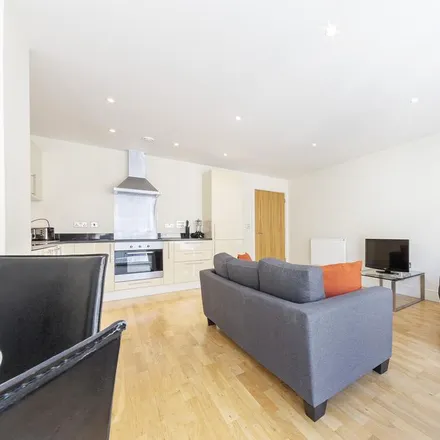 Image 5 - Denison House, 20 Lanterns Way, Millwall, London, E14 9DR, United Kingdom - Apartment for rent