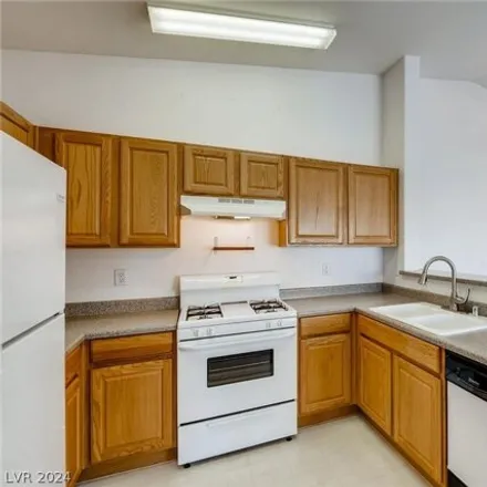 Image 4 - 1559 Lefty Garcia Way, Henderson, NV 89002, USA - House for rent