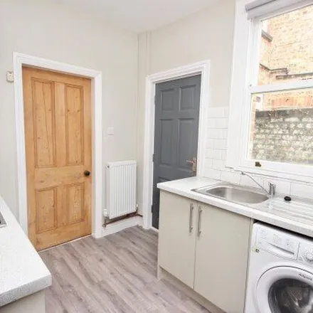 Rent this 3 bed townhouse on Cromer Street in York, YO30 6DH