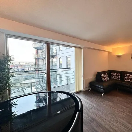 Rent this 2 bed apartment on Whitehall Waterfront in Whitehall Riverside, Leeds