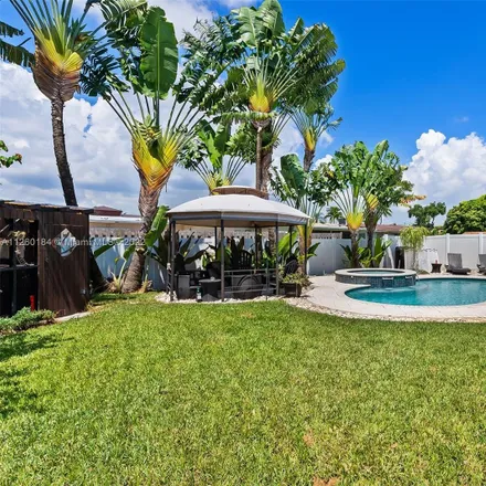 Image 6 - 2110 North 37th Avenue, West Hollywood, Hollywood, FL 33021, USA - House for sale