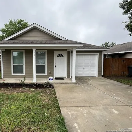Rent this 3 bed house on 217 Sagebrook Drive in Glenbrook, New Braunfels