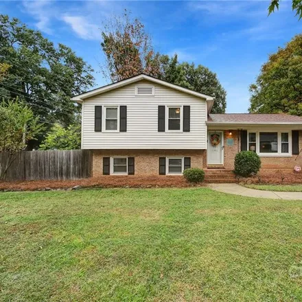 Buy this 4 bed house on 1401 Tarrington Avenue in Charlotte, NC 28205