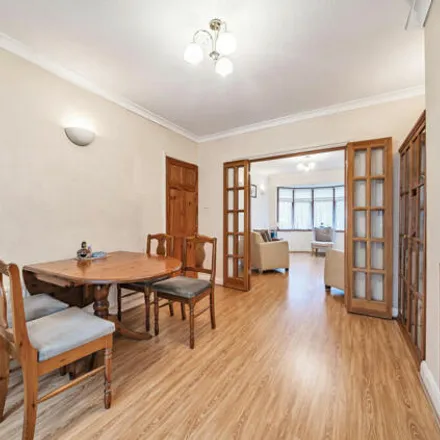 Image 3 - Willow Close, Blackbrook, London, BR2 8EG, United Kingdom - Duplex for sale