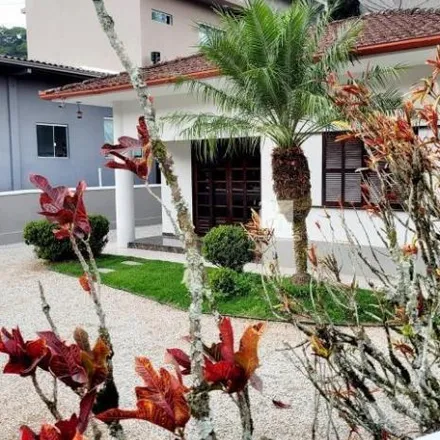 Buy this studio house on Rua São Pedro in São Pedro, Brusque - SC