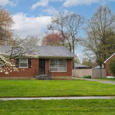 Buy this 3 bed house on 1925 Milburt Drive in Keeneland, Lyndon