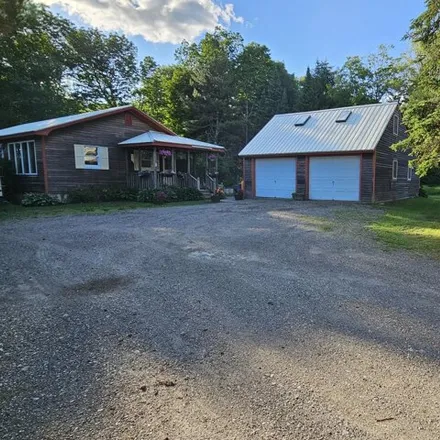 Buy this 3 bed house on 4 Mountainview Dr in Winterport, Maine