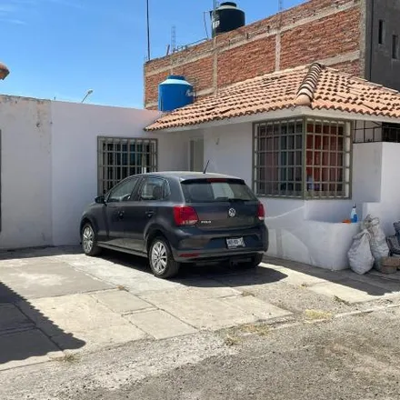 Rent this studio house on Circuito de las Mandarinas in 45679 Región Centro, JAL