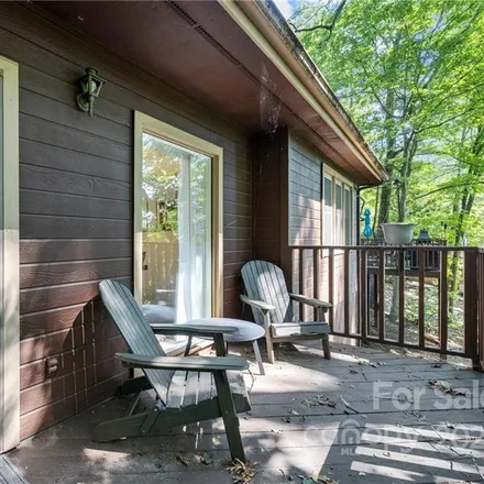 Image 5 - 100 Appledore Court, Carolina Mountains, Rutherford County, NC 28746, USA - Townhouse for sale