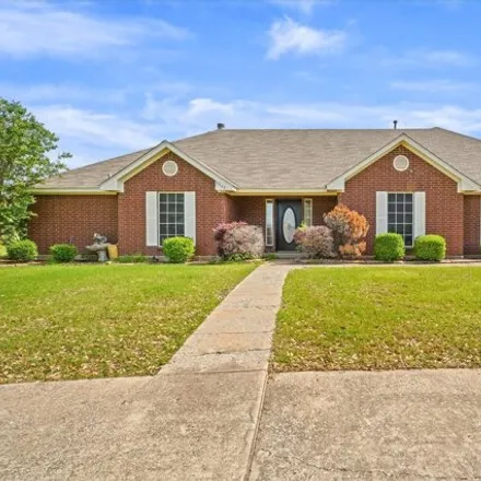 Buy this 4 bed house on 11217 Prairie Lakes Lane in Kaufman County, TX 75126