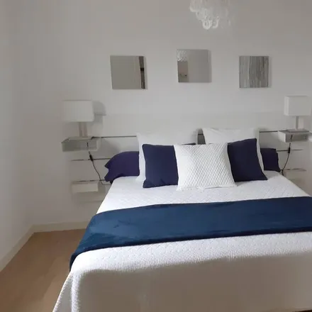 Rent this 2 bed apartment on 29570 Camaret-sur-Mer
