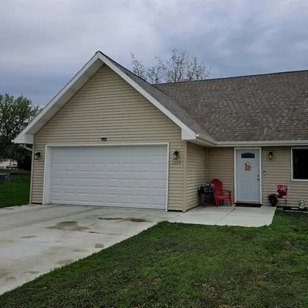 Buy this 3 bed house on 2245 Florence Avenue in Riverside, Sioux City