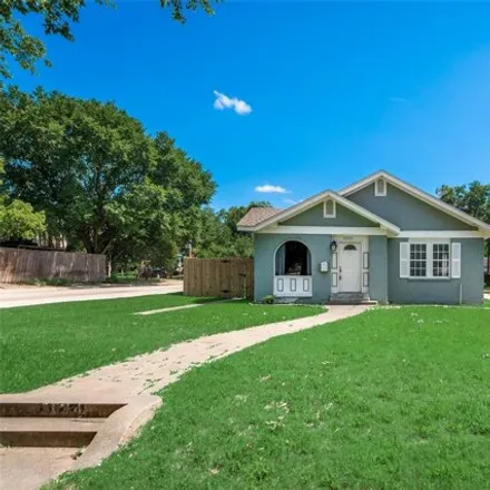 Rent this 3 bed house on 5644 Ridgedale Avenue in Dallas, TX 75206