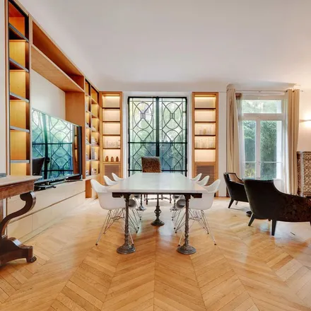 Rent this 3 bed apartment on 25 Avenue Léopold II in 75016 Paris, France