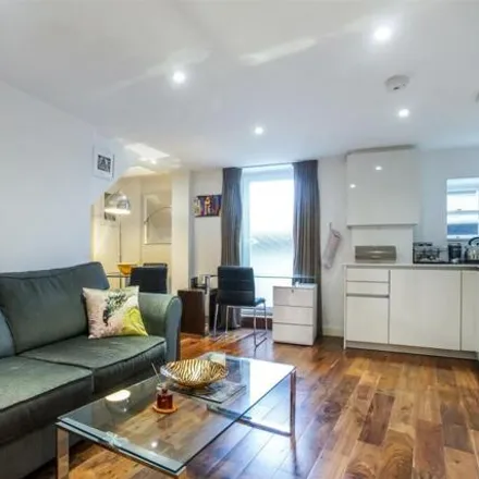 Image 5 - Regal Court, 159-169a Carlton Vale, London, NW6 5HB, United Kingdom - Apartment for sale