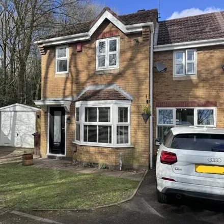 Buy this 3 bed house on 26 Cornbury Grove in Sharmans Cross, B91 1JG