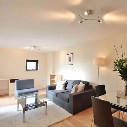 Rent this 1 bed apartment on Brent in Woodin's Way, Oxford