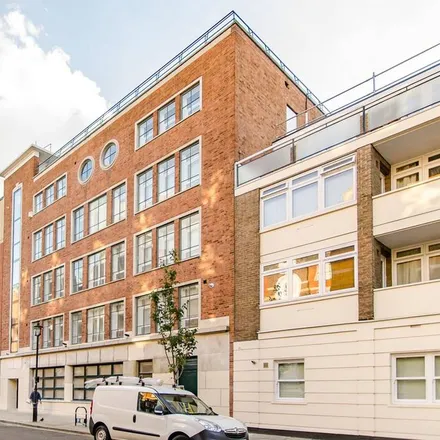 Rent this 1 bed apartment on Westminster City Council Offices in Vauxhall Bridge Road, London