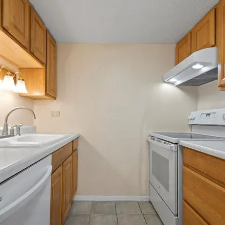 Image 5 - 7337 Tiffany Drive, Orland Park, Orland Township, IL 60462, USA - Apartment for rent
