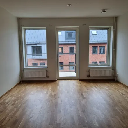 Rent this 3 bed apartment on Bankomat in Glädjebacksgatan, 231 22 Trelleborg