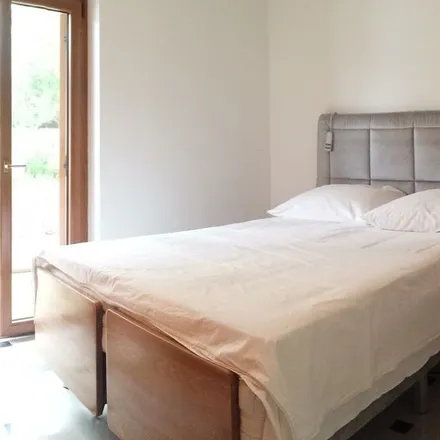 Rent this 4 bed apartment on 21400 Grad Supetar