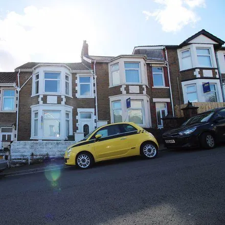 Rent this 5 bed room on Stow Hill in Y Graig, CF37 1RZ