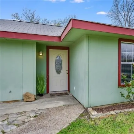 Image 2 - 117 West Curry Street, Florence, Williamson County, TX 76527, USA - House for rent