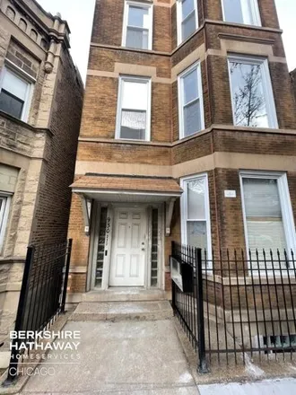 Rent this 2 bed apartment on 930 West 35th Place in Chicago, IL 60609
