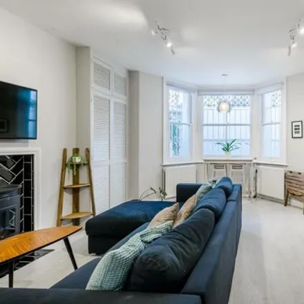 Rent this 1 bed apartment on 11 Shuters Square in London, W14 9XL