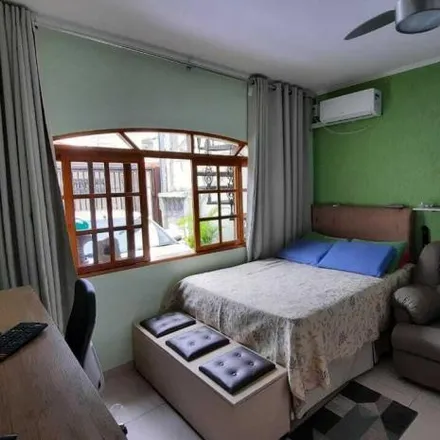 Buy this 3 bed house on Rua Lagoa Grande in Vila Sabrina, São Paulo - SP