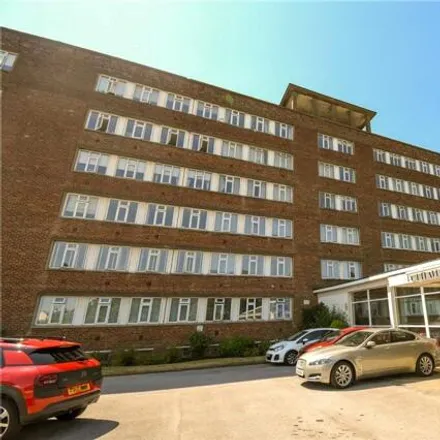 Image 5 - Wellington Road, Wallasey, CH45 2NF, United Kingdom - Apartment for sale
