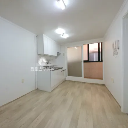 Image 2 - 서울특별시 송파구 송파동 45-3 - Apartment for rent