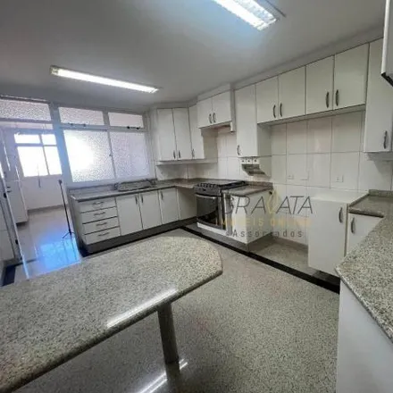 Buy this 3 bed apartment on Rua Coronel Ovídio Reis in Varginha - MG, 37002-200