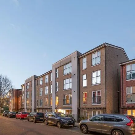 Buy this 1 bed apartment on Potters Close in London, SE15 6GD