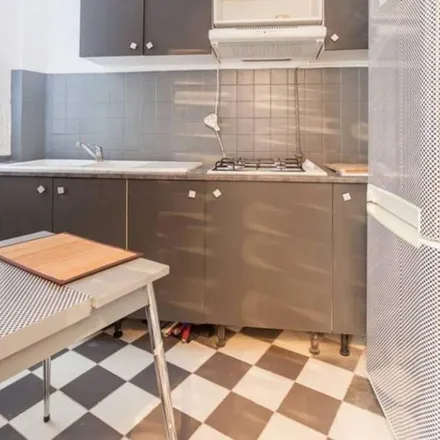 Rent this 3 bed apartment on 26 Rue des Poissonniers in 75018 Paris, France