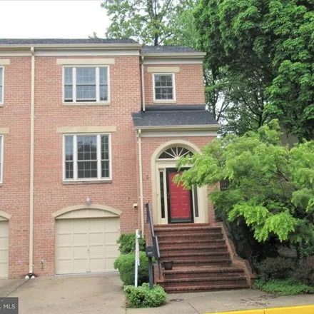 Rent this 3 bed townhouse on 1433 McLean Mews Court in McLean, VA 22107
