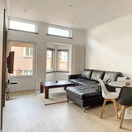 Rent this 3 bed apartment on Chaussée d'Alsemberg - Alsembergsesteenweg 651 in 1180 Uccle - Ukkel, Belgium