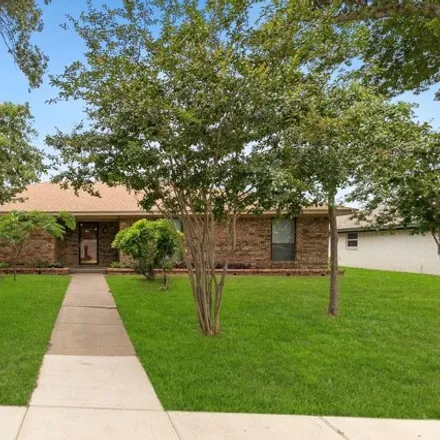 Buy this 4 bed house on Haggard Middle School in 2832 Parkhaven Drive, Plano