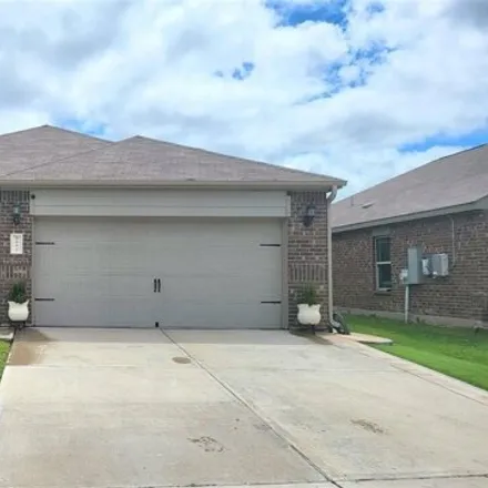 Rent this 3 bed house on 5978 Obisidian Creek Drive in Fort Worth, TX 76179