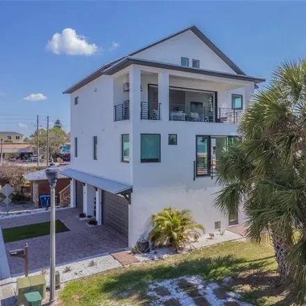 Rent this 4 bed house on 23 180th Avenue West in Redington Shores, Pinellas County
