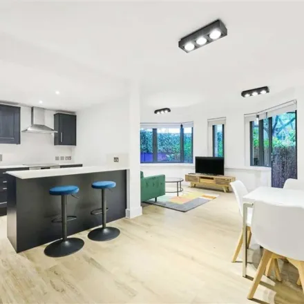 Image 4 - Minerva House, 5 Montague Close, Bermondsey Village, London, SE1 9BB, United Kingdom - Apartment for rent