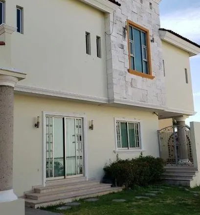 Rent this 3 bed house on Building 29 in Avenida Michael Marks, Parque Real