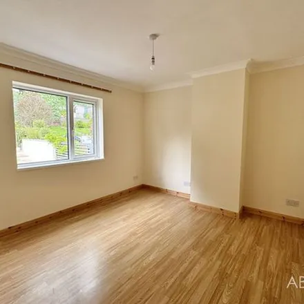 Image 7 - Sherwell Valley Road, Torquay, TQ2 6EY, United Kingdom - Townhouse for rent