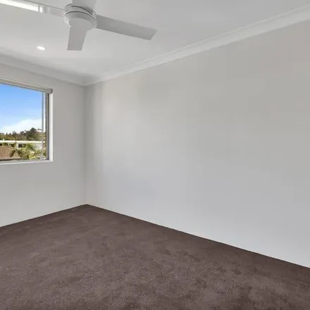 Image 8 - Pine Lane, Sydney NSW 2095, Australia - Apartment for rent