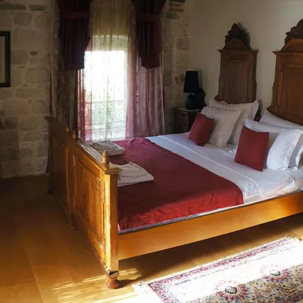 Image 9 - Dobrota, Kotor Municipality, Montenegro - House for rent