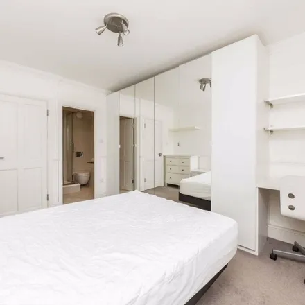 Image 7 - Kings College Court, 55 Primrose Hill Road, Primrose Hill, London, NW3 3EA, United Kingdom - Apartment for rent