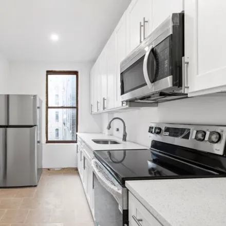 Image 2 - 303 West 122nd Street, New York, NY 10027, USA - Apartment for sale